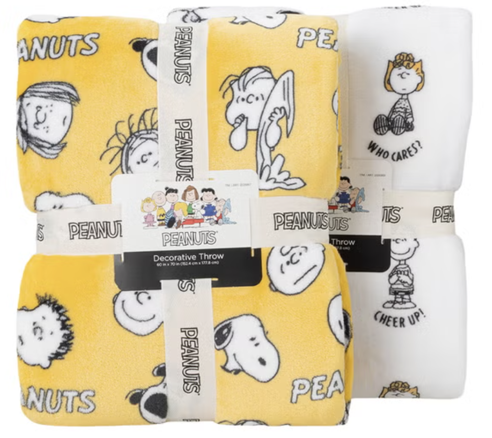 Peanuts Printed VelvetLoft Throw 2-Pack: $20