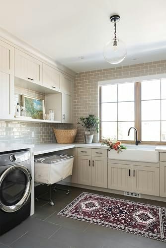 Fame Living 2' x 3' Washable Area Rug: $16.99