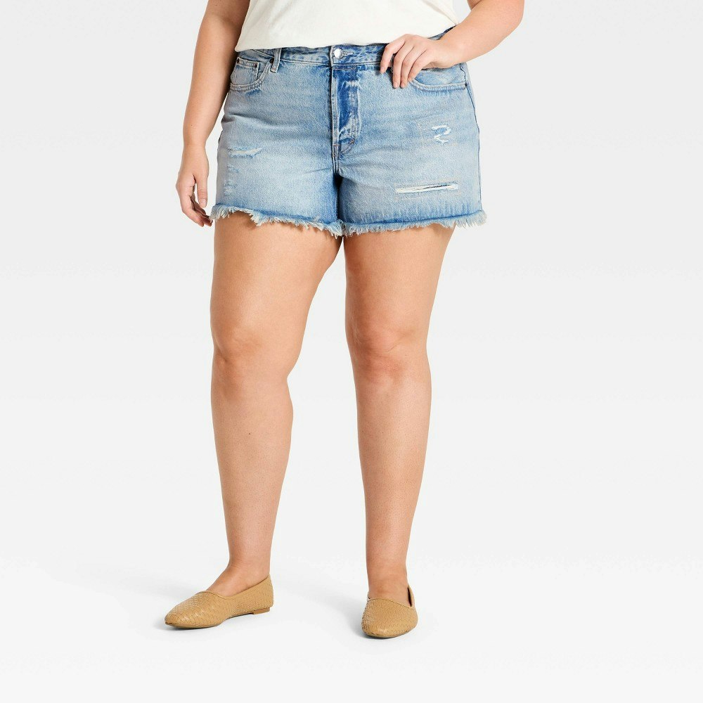 Universal Thread Women's 90s Baggy 4-Inch Shorts: $28 Universal Thread Women's 90s Baggy 4-Inch Shorts: $28