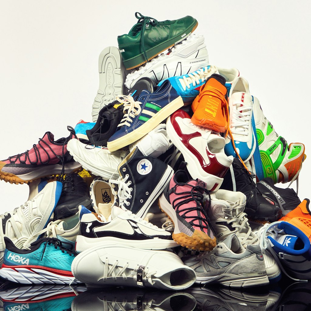 Sneakers Deals on eBay Live: Deals from $1