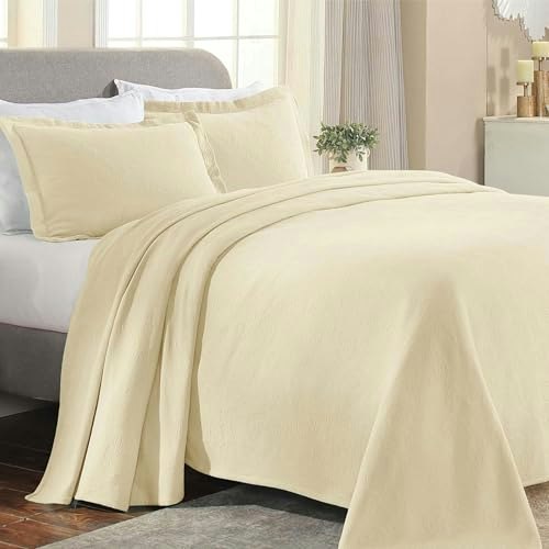 Superior Paisley Cotton King Bedspread Quilt Set: $114.40 Superior Paisley Cotton King Bedspread Quilt Set: $114.40