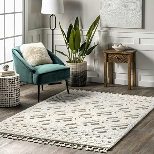 nuLOOM Akia Cream Geometric Area Rug 4' x 6': $95.99