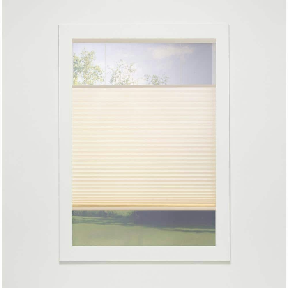 Alabaster 24.5" x 72" Light Filtering Cordless Cellular Shade: $53.40