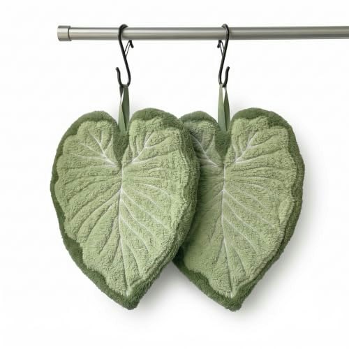 Sisher Leaf Hanging Hand Towel 2-Pack: $9.38
