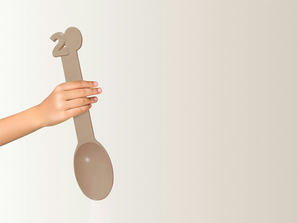 Yogurtland Cappuccino Giant Spoon: Free w/ $15 purchase
