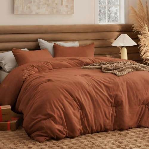 Bedsure Queen 3-Piece Prewashed Comforter Set: $40.79 Bedsure Queen 3-Piece Prewashed Comforter Set: $40.79