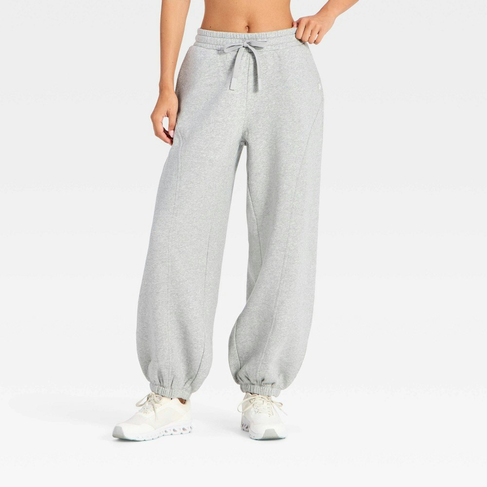 JoyLab Women's Fleece Active Jogger Sweatpants: $30 JoyLab Women's Fleece Active Jogger Sweatpants: $30