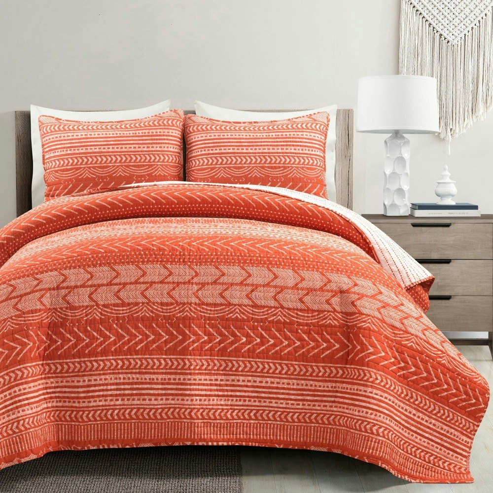 Lush Decor 3-Piece King Hygge Geo Reversible Oversized Quilt Set: $81.99 Lush Decor 3-Piece King Hygge Geo Reversible Oversized Quilt Set: $81.99