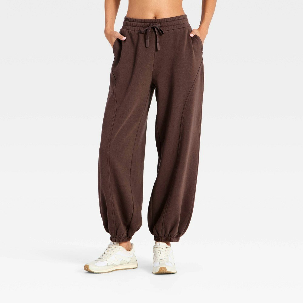 JoyLab Women's Active Fleece Joggers: $30 JoyLab Women's Active Fleece Joggers: $30