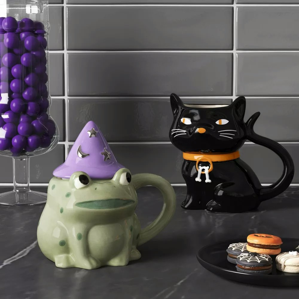 Hyde and Eek! Boutique mugs