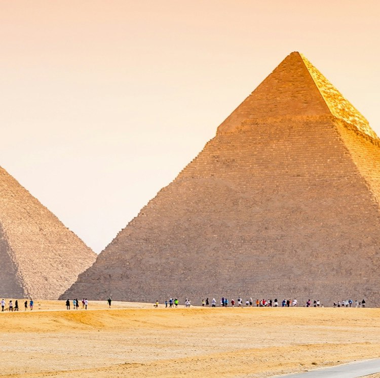 11-Night Egypt & Kenya Flight, Hotel, Cruise, and Safari Tour Vacation: From $8,998 for 2