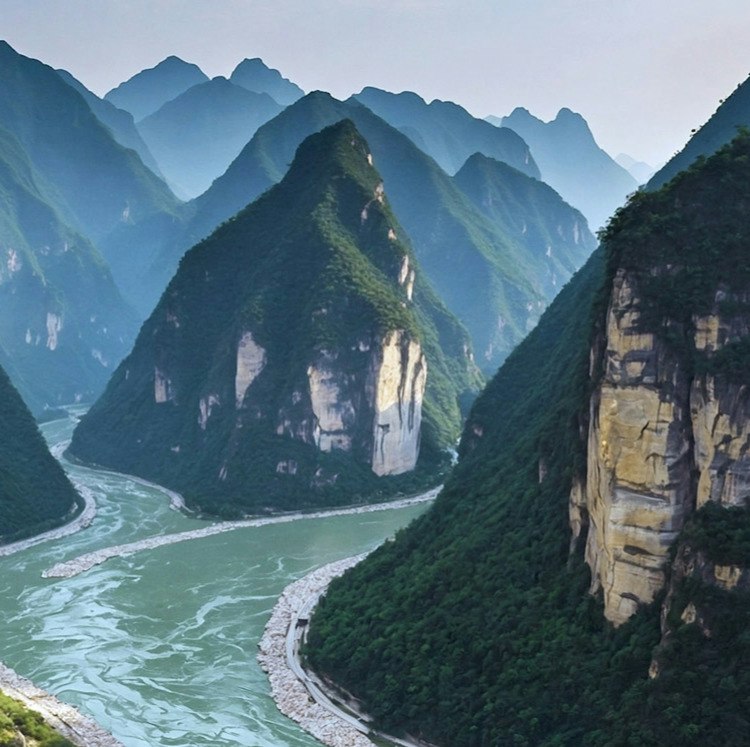 20-Night China & Hong Kong Flight, Hotel, Cruise & Tour Vacation: From $5,998 for 2
