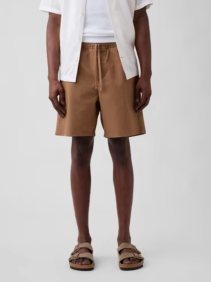 Gap Factory Men's 7" Essential Pull-On Khaki Shorts: $8.49 in cart