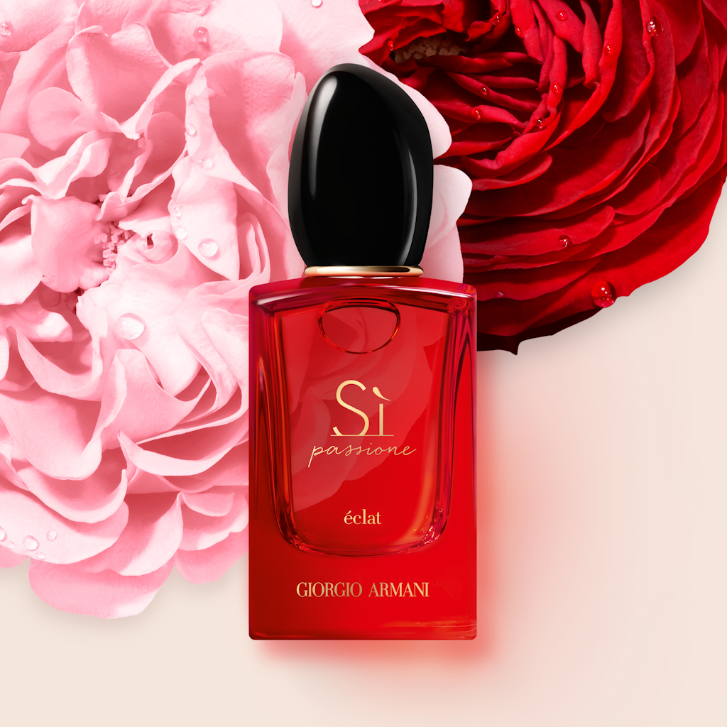 Giorgio Armani Sì Passione Éclat Fragrance Sample: Free