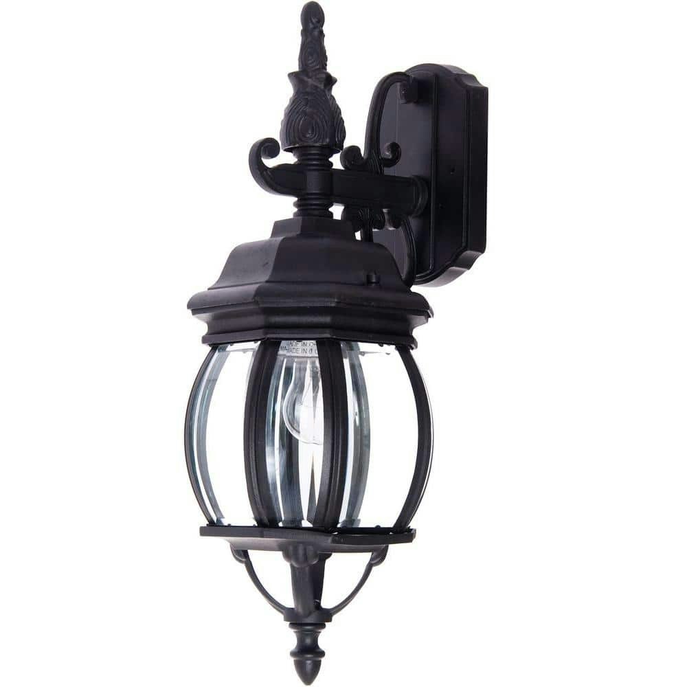 Crown Hill 1-Light Outdoor Wall Lantern Sconce: $66.60