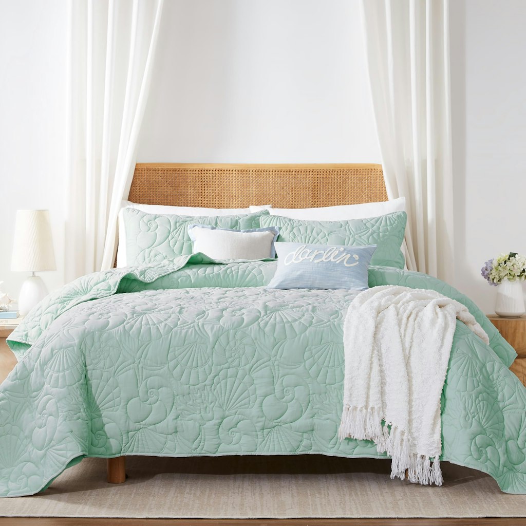 King Size Quilt Bedding Set: $39