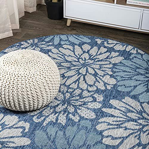 Jonathan Y Zinnia 3-Foot Round Floral Indoor/Outdoor Area Rug: $38