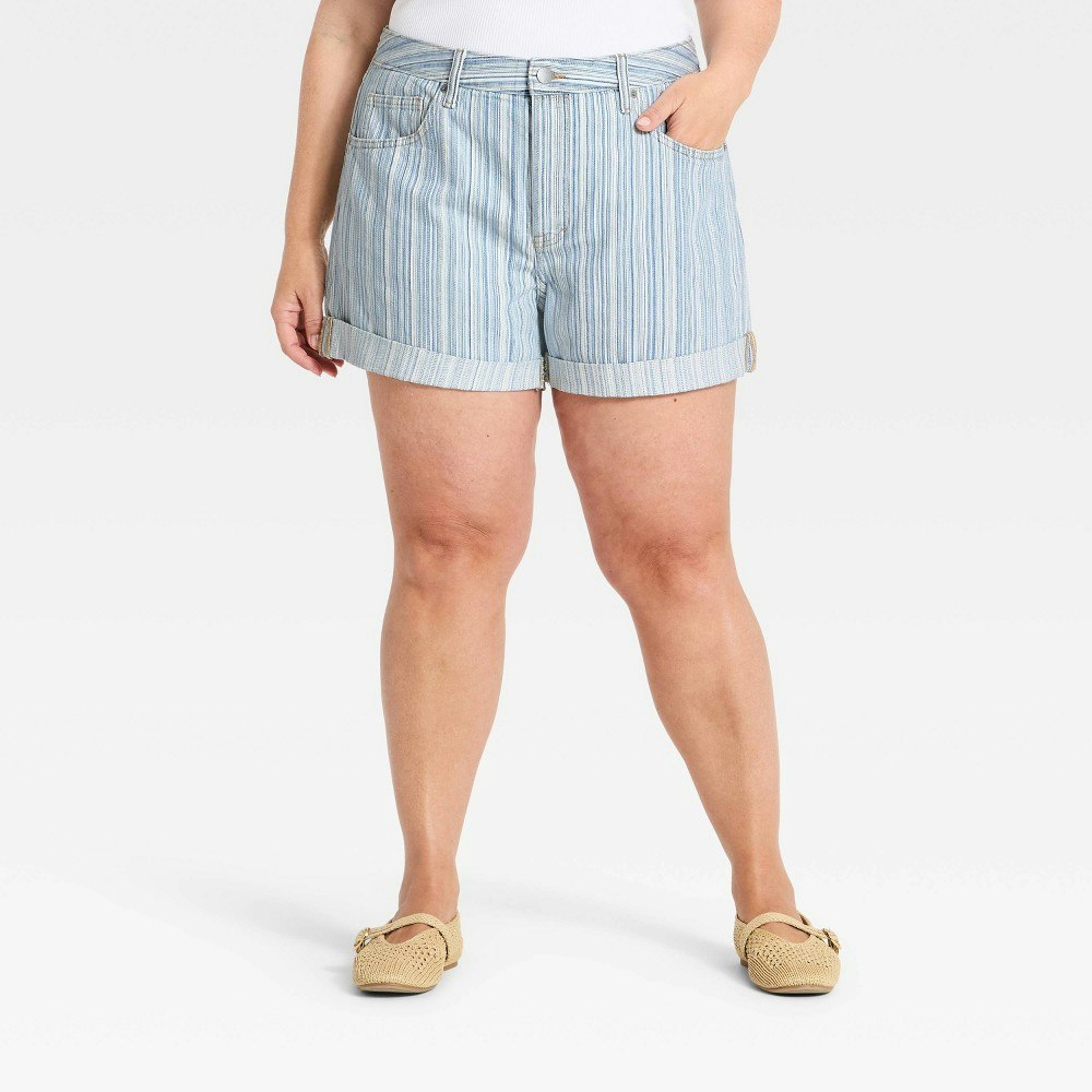 Universal Thread Women's Mid-Rise 90s Baggy Cuff Denim Shorts: $14 Universal Thread Women's Mid-Rise 90s Baggy Cuff Denim Shorts: $14