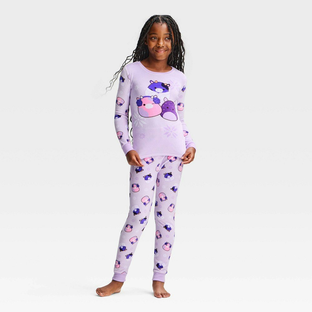 Girls' Squishmallows Holiday Pajama Set: $16
