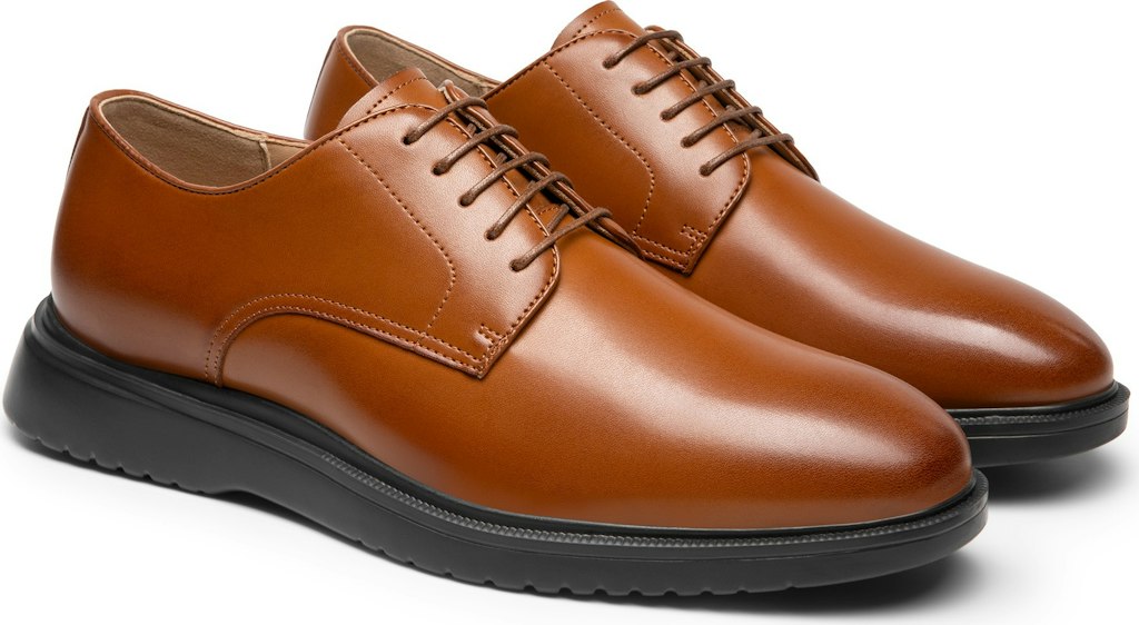 Bruno Marc Men's Plain-Toe Lightweight Oxford Shoes: $26