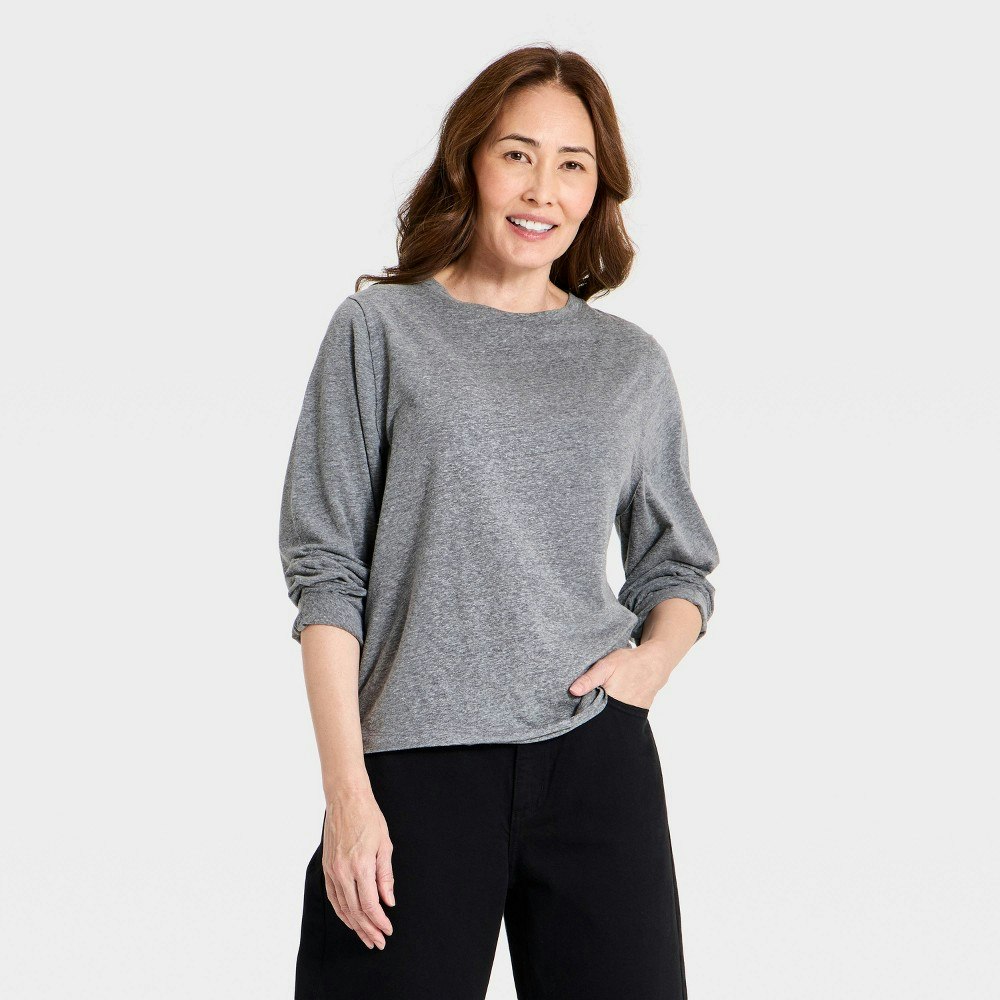 Universal Thread Women's Long Sleeve Boyfriend T-Shirt: $18 Universal Thread Women's Long Sleeve Boyfriend T-Shirt: $18