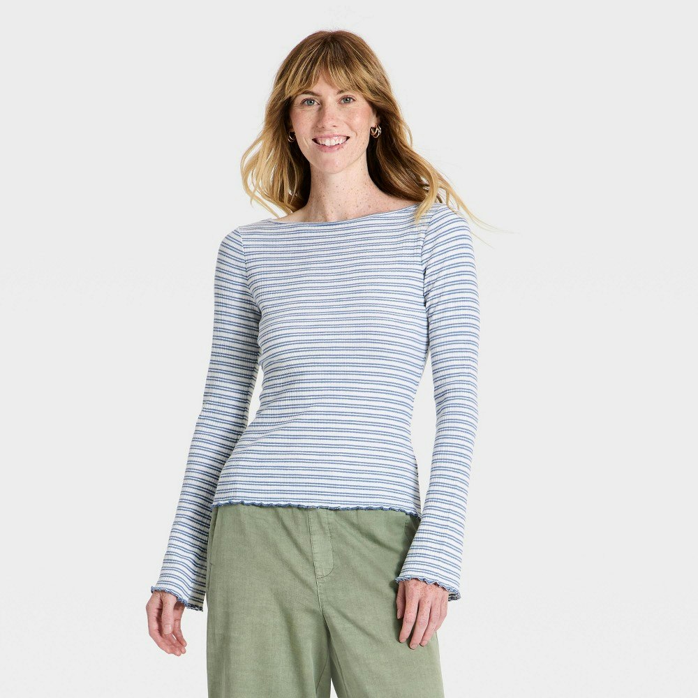 Universal Thread Women's Long Sleeve Boat Neck T-Shirt: $20 Universal Thread Women's Long Sleeve Boat Neck T-Shirt: $20
