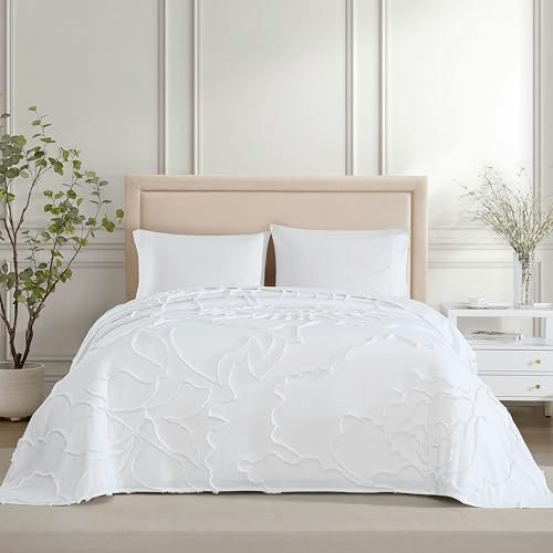 Elle Decor Full Cotton Chenille Bedspread: $41.88