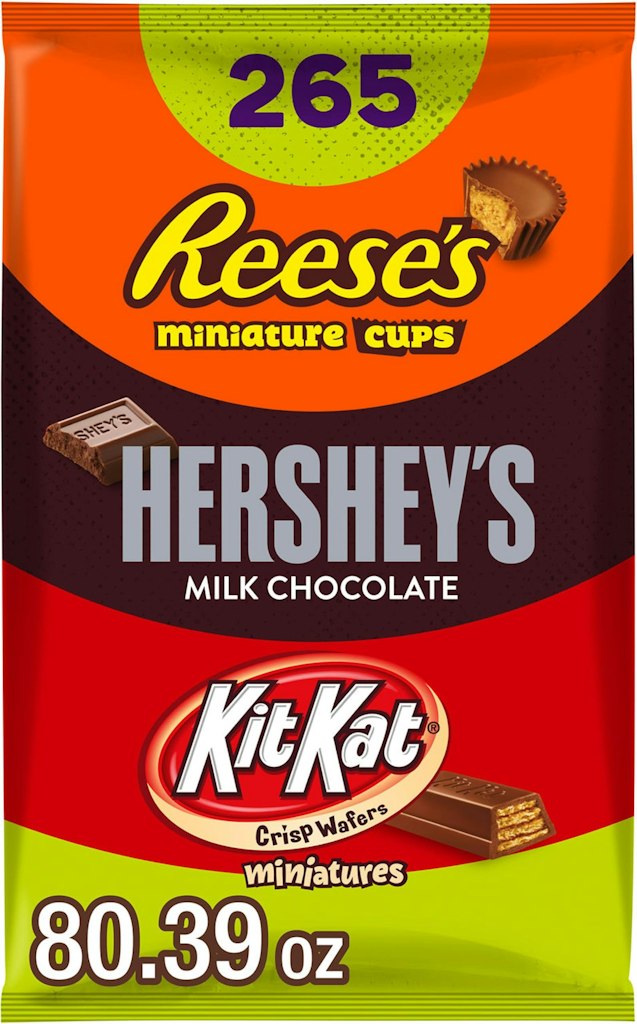Hershey's Assorted Chocolate Halloween Candy 80-oz. Variety Pack: $33 via Sub. & Save