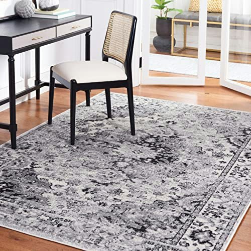 Safavieh Madison MAD154G 5'3" x 7'6" Area Rug: $49.24
