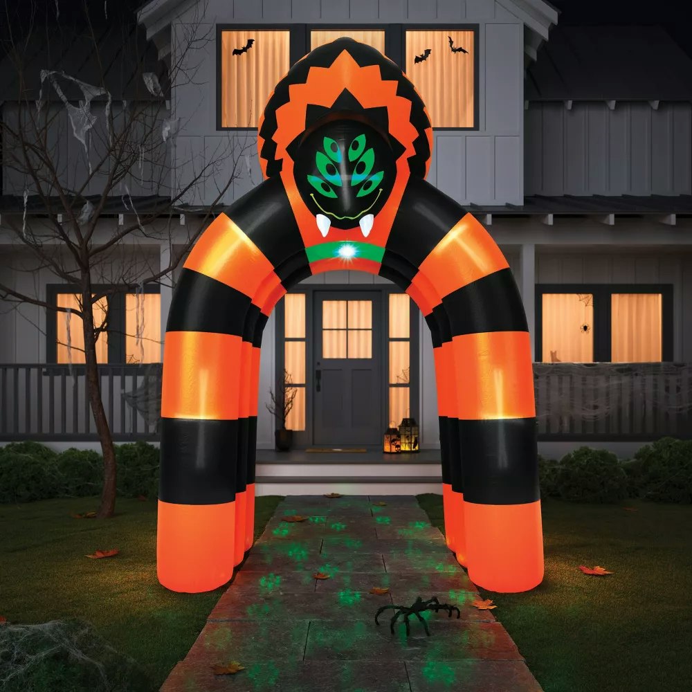 Hyde and EEK! Boutique 120" LED Spider Archway: $80