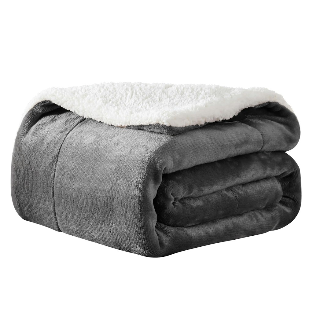 Sherpa Fleece Throw Blanket: $20 w/ Prime