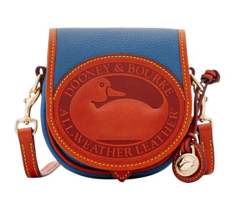 Dooney & Bourke Holiday Gifting Deals: Up to 40% off